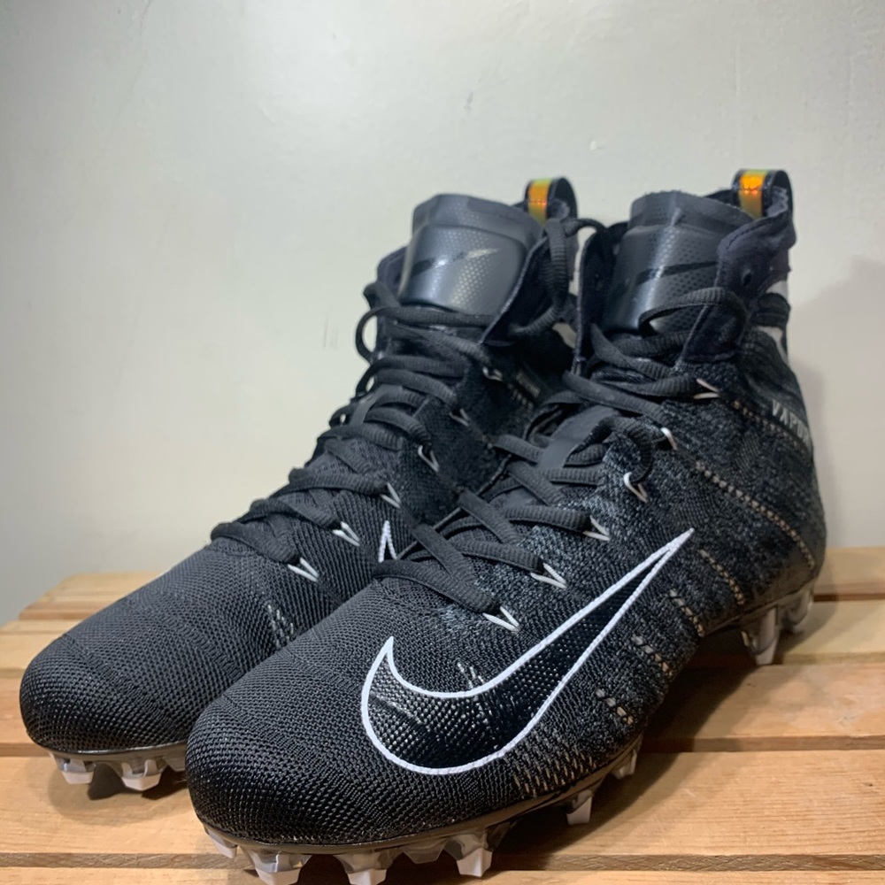 Nike Vapor Untouchable 3 Elite Football US Size 9